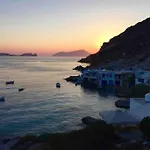 Casa Del Mar Milos